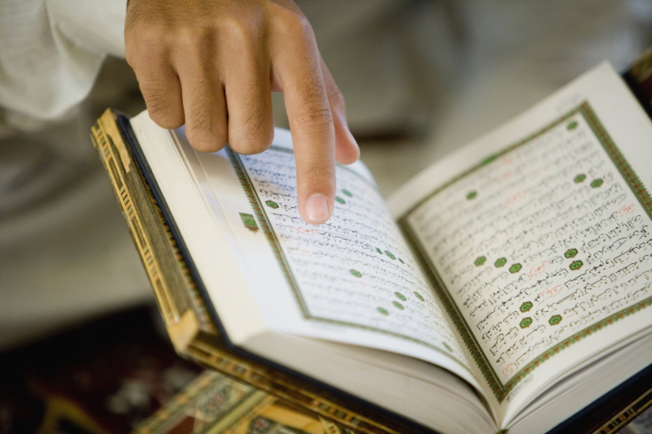 How to Memorize Quran in Old Age: 10 Easy & Effective Steps for Beginners
